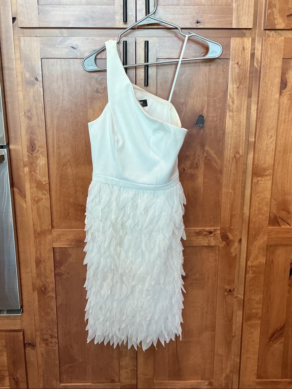 Adrianna Papell White One-Shoulder Feathered Sheath Dress
